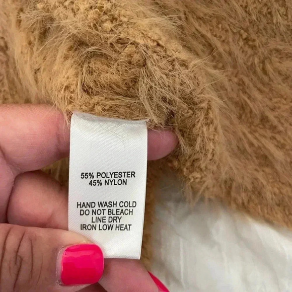 Lulus tan fuzzy sweater - Picture 7 of 10